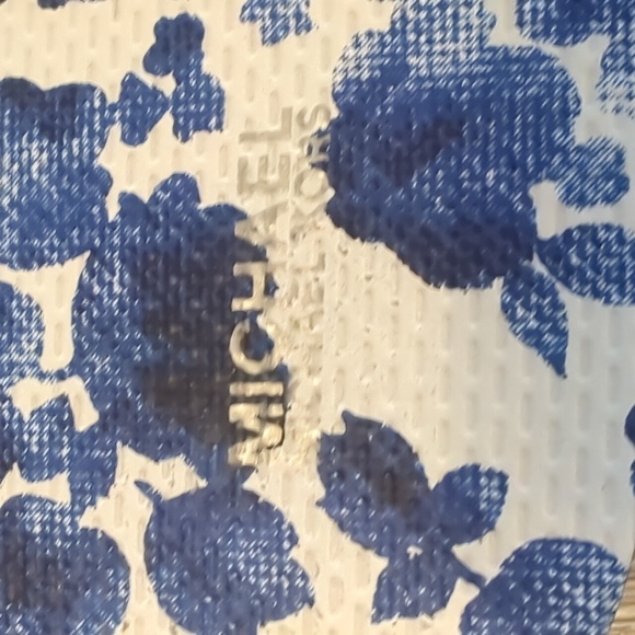 Michael Kors Navy and White Floral Sandals - Picture 4 of 6